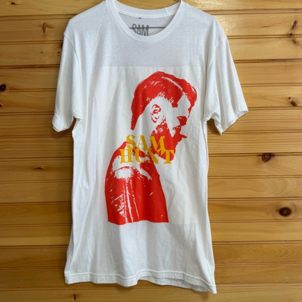 Sam Hunt  2018 Summer Tour White Graphic T-Shirt with Red Print Medium